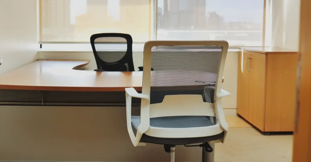 Serviced office in Dubai featuring modern furnishings and professional front-desk staff at Spacebox